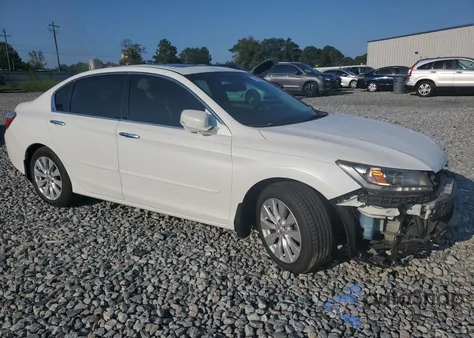 2013 Honda Accord Touring z USA, uszkodzony, nr VIN 1HGCR3F97DA040801
